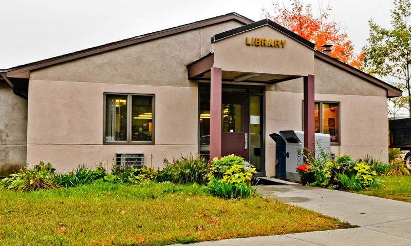 Photo of Sand Lake Town Library